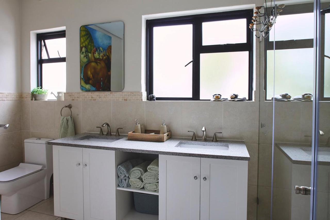 One Above Apartman Fokváros Kültér fotó